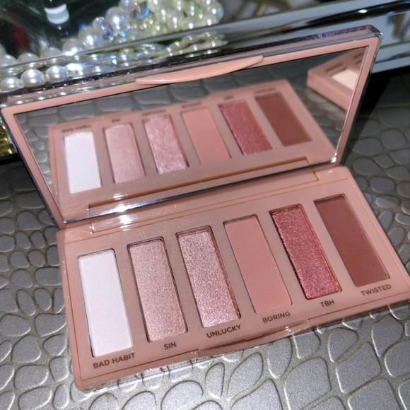 Bundle Urban Decay Naked Sin SMILE Mini Palettes - Picture 5 of 8
